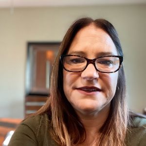 Meet your Posher, Dawn